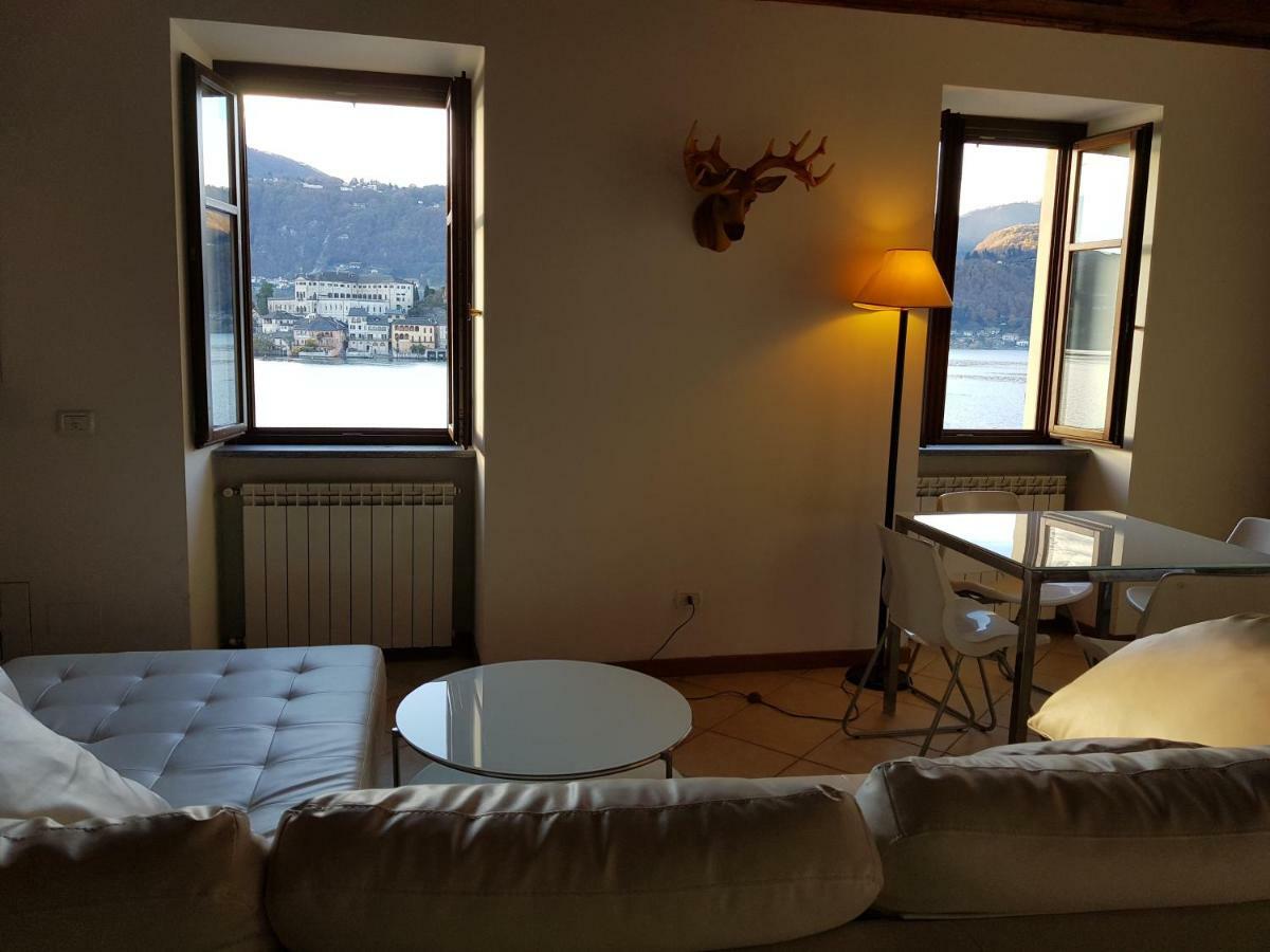 Casa Vacanza Isola ออร์ตาซันจูลิโอ ภายนอก รูปภาพ